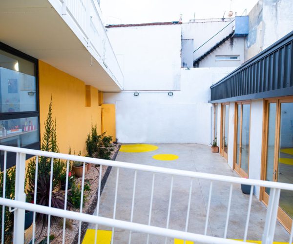 Pati de la font Escola Sant Jordi